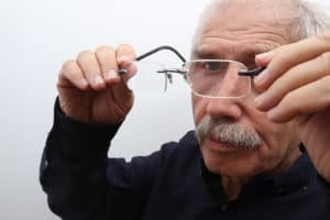 Common Reasons Glasses Lenses Are Damaged and How to Avoid Them